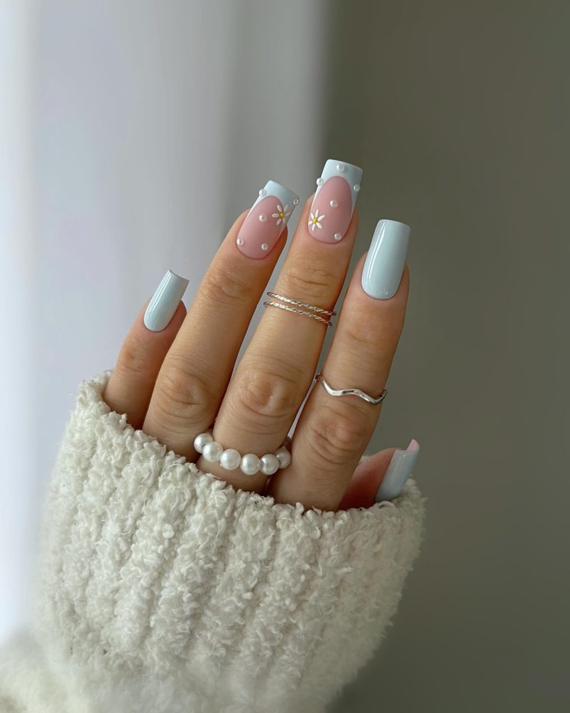 jagged ice flower nails