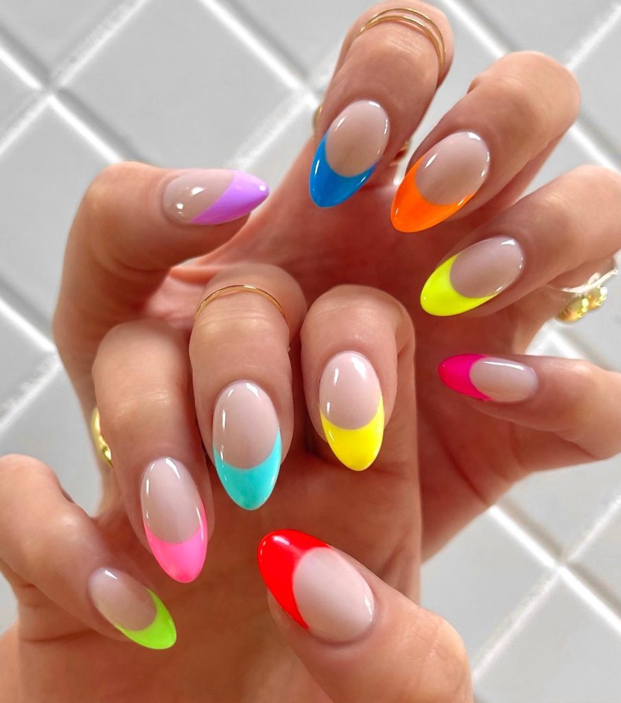 popcolor frenchtip nails