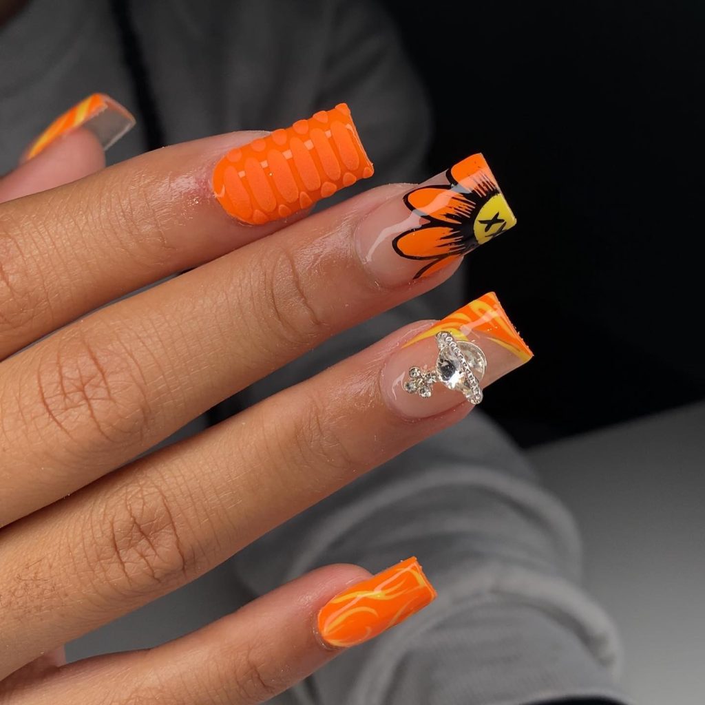 shortacrylic orange nails