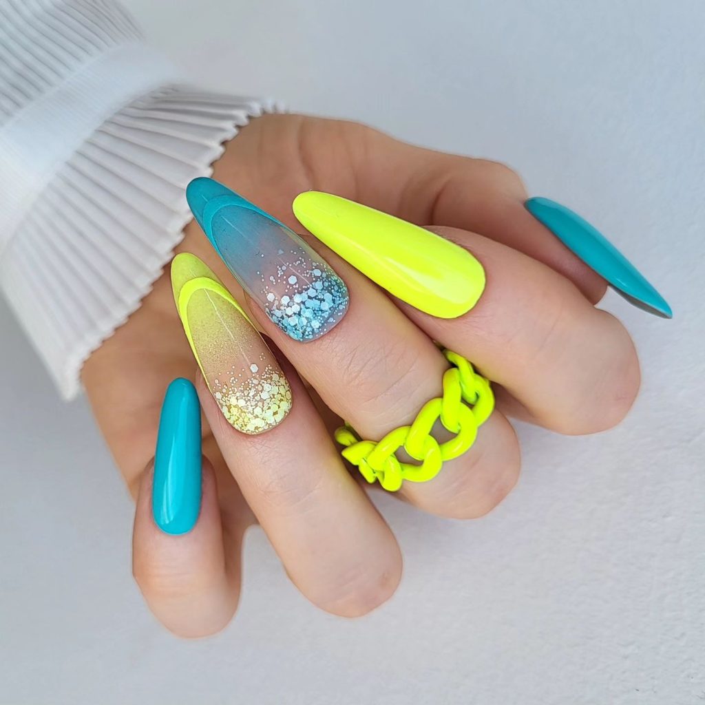 summer neon nails