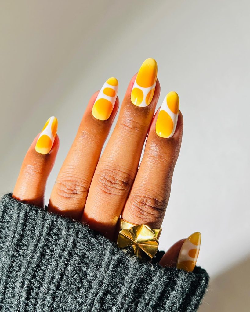 yellowombri nail art