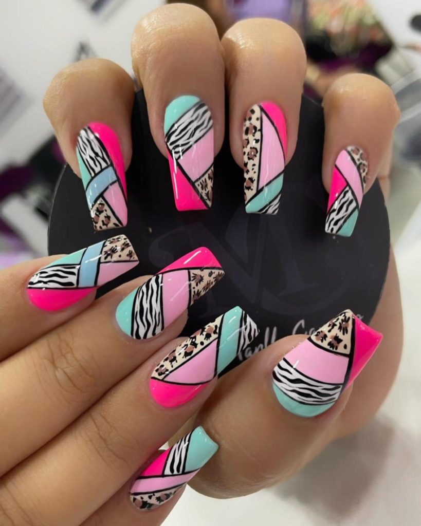 zig zag summer nails