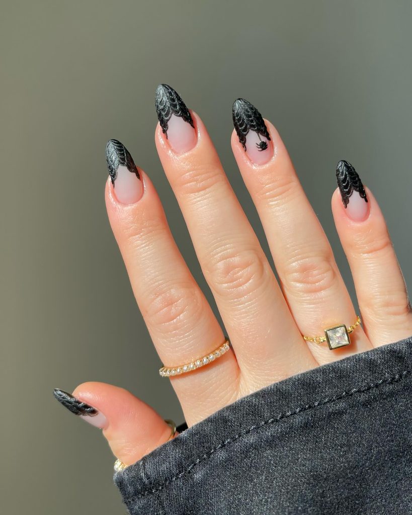 black spider nails