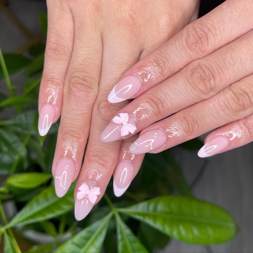 bow gel nails