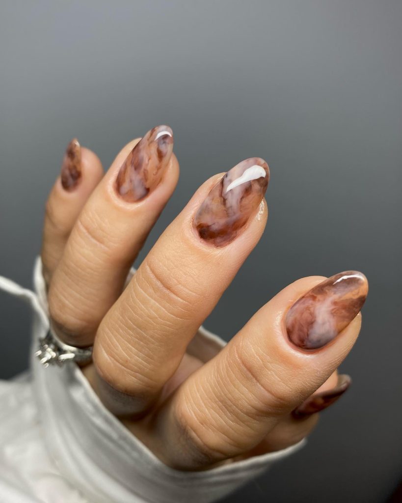 coffe marble nail design