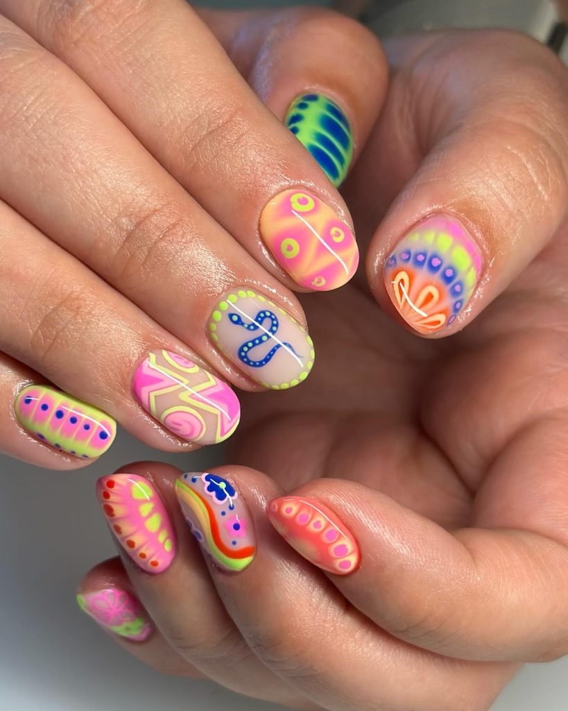 cool short nails