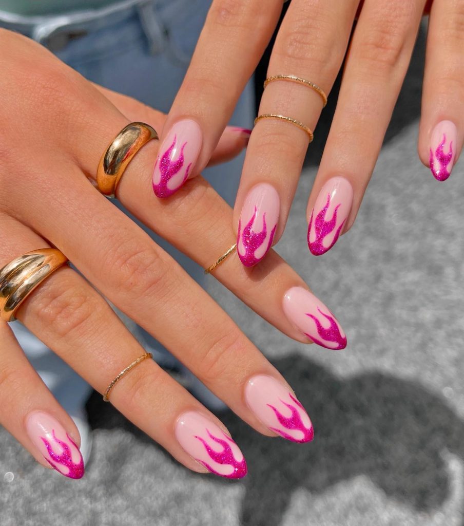 flame minimalist nails