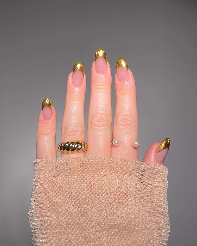 gold nail designs