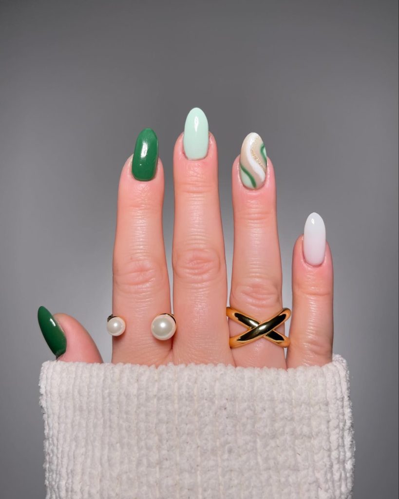 green nail designs