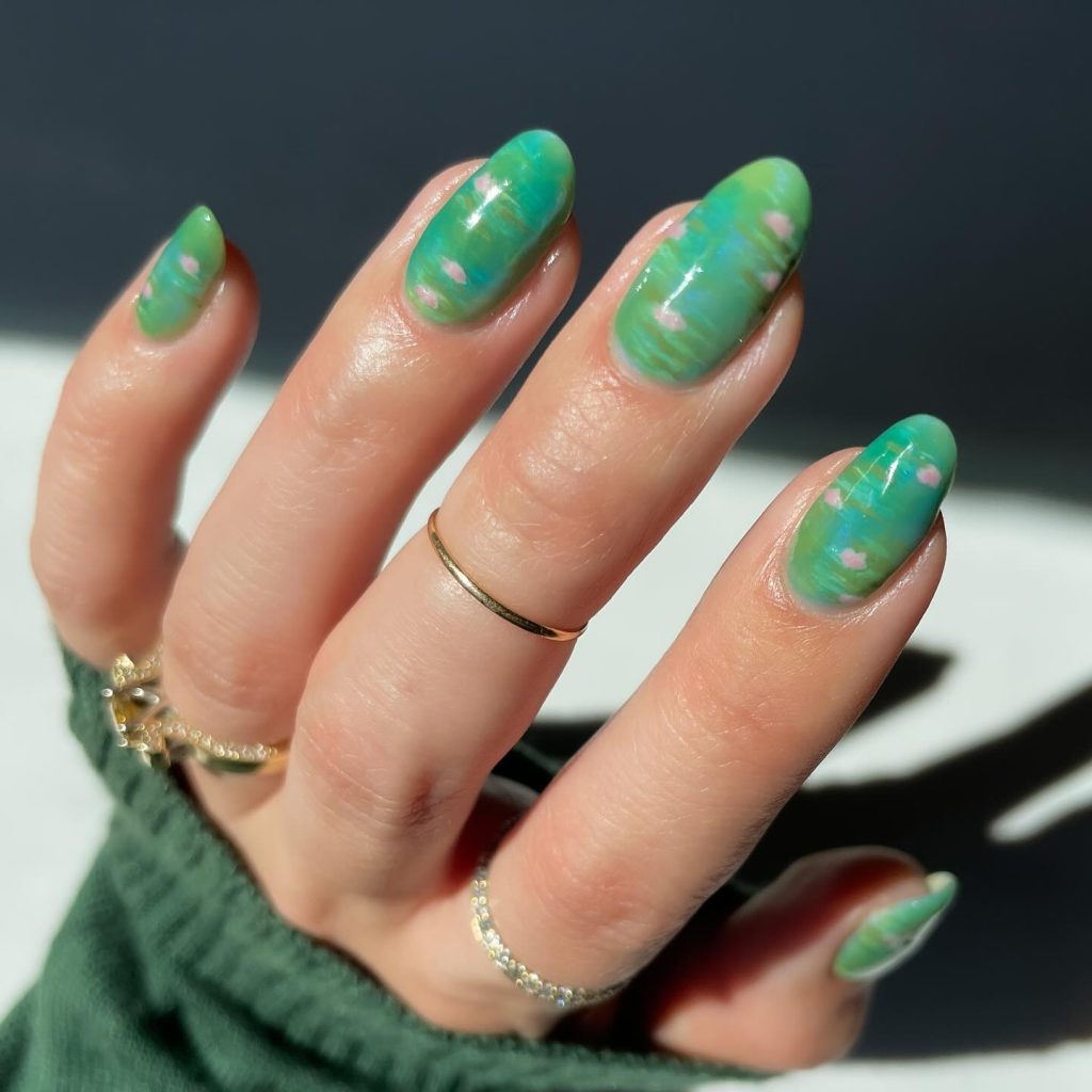 green spring nails