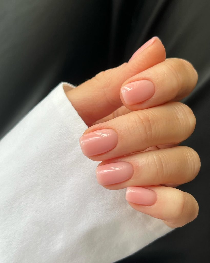 nude natural nails