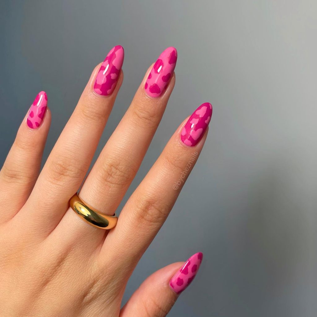 pink strawbeery nails