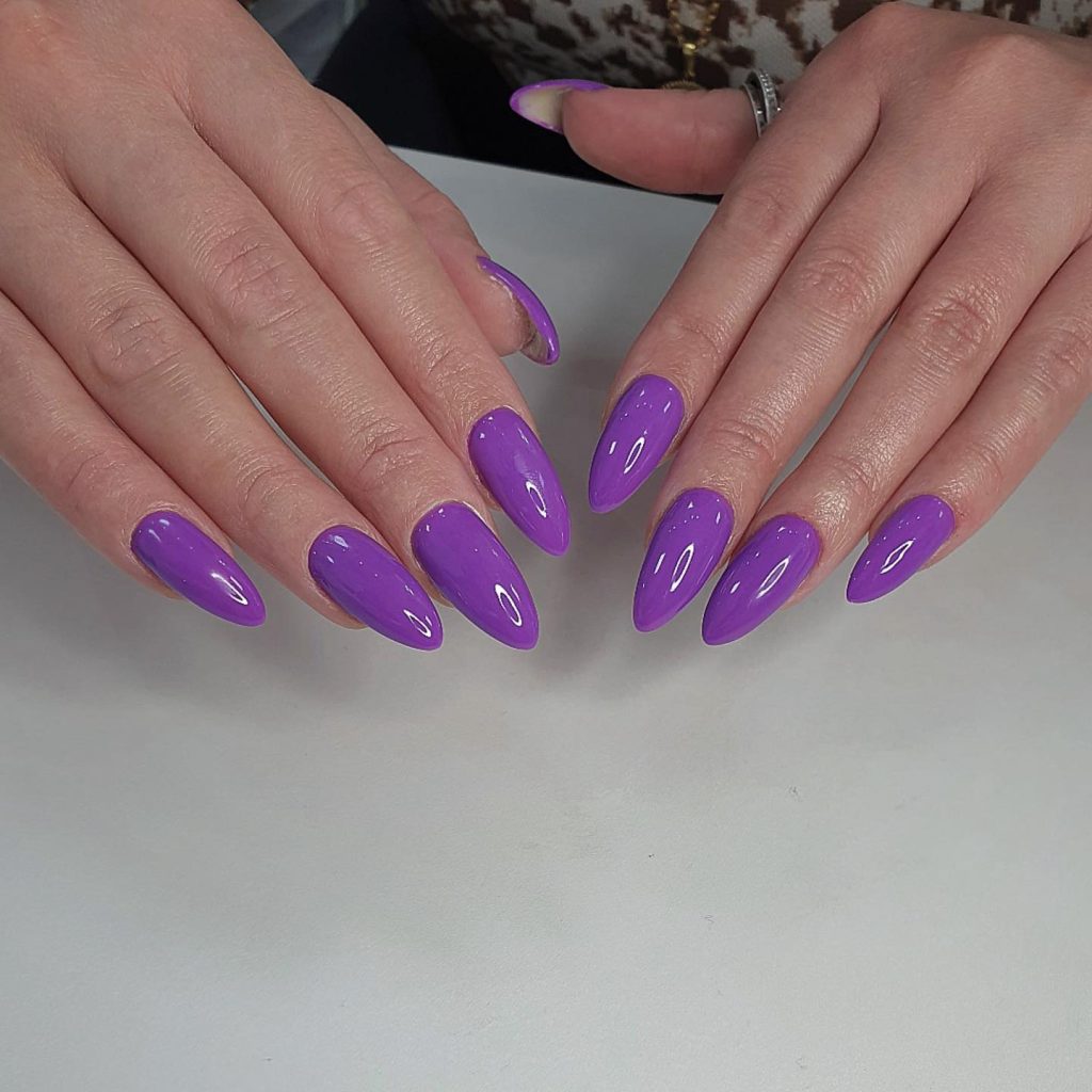 purple simple nails
