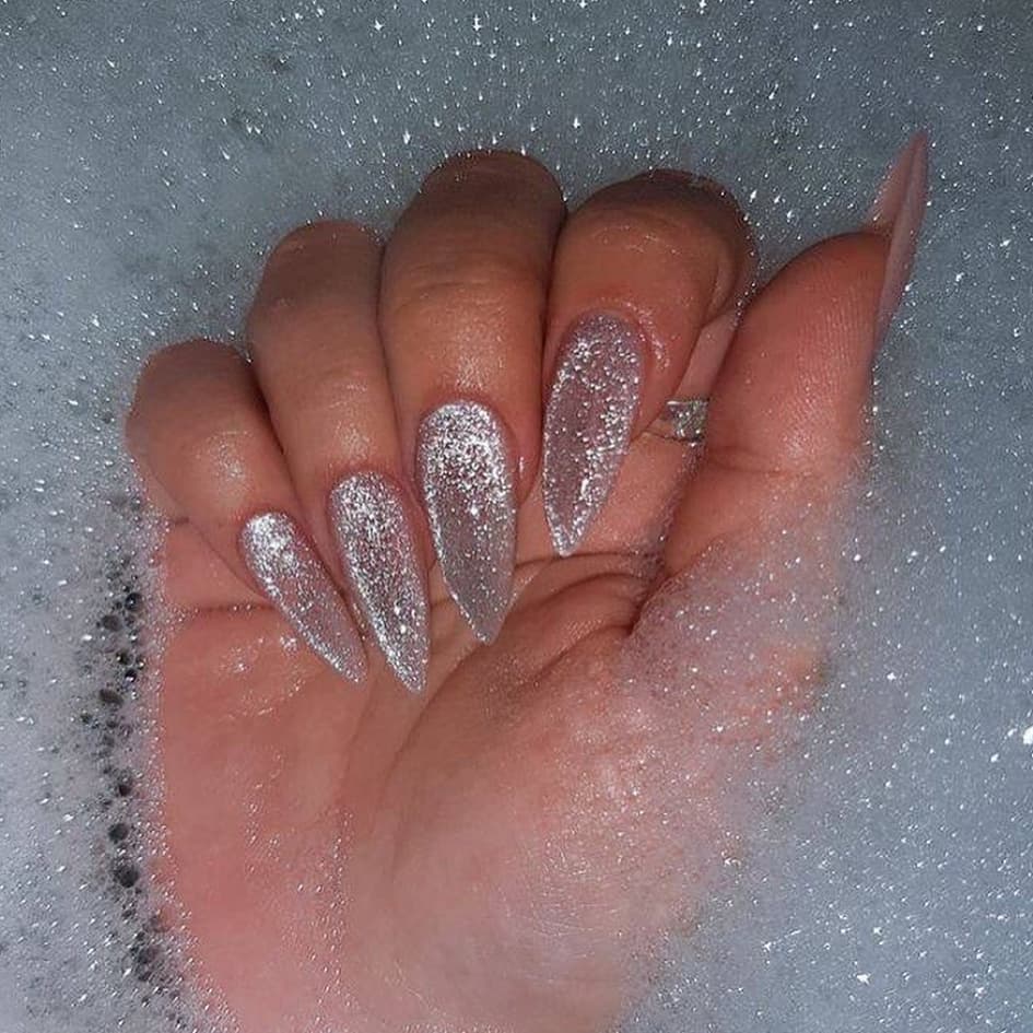 reflective-glitter-nails