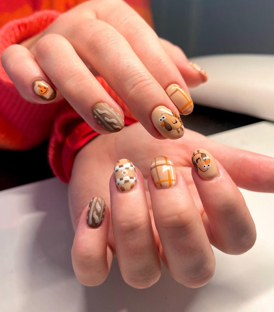 short thankgiving nails