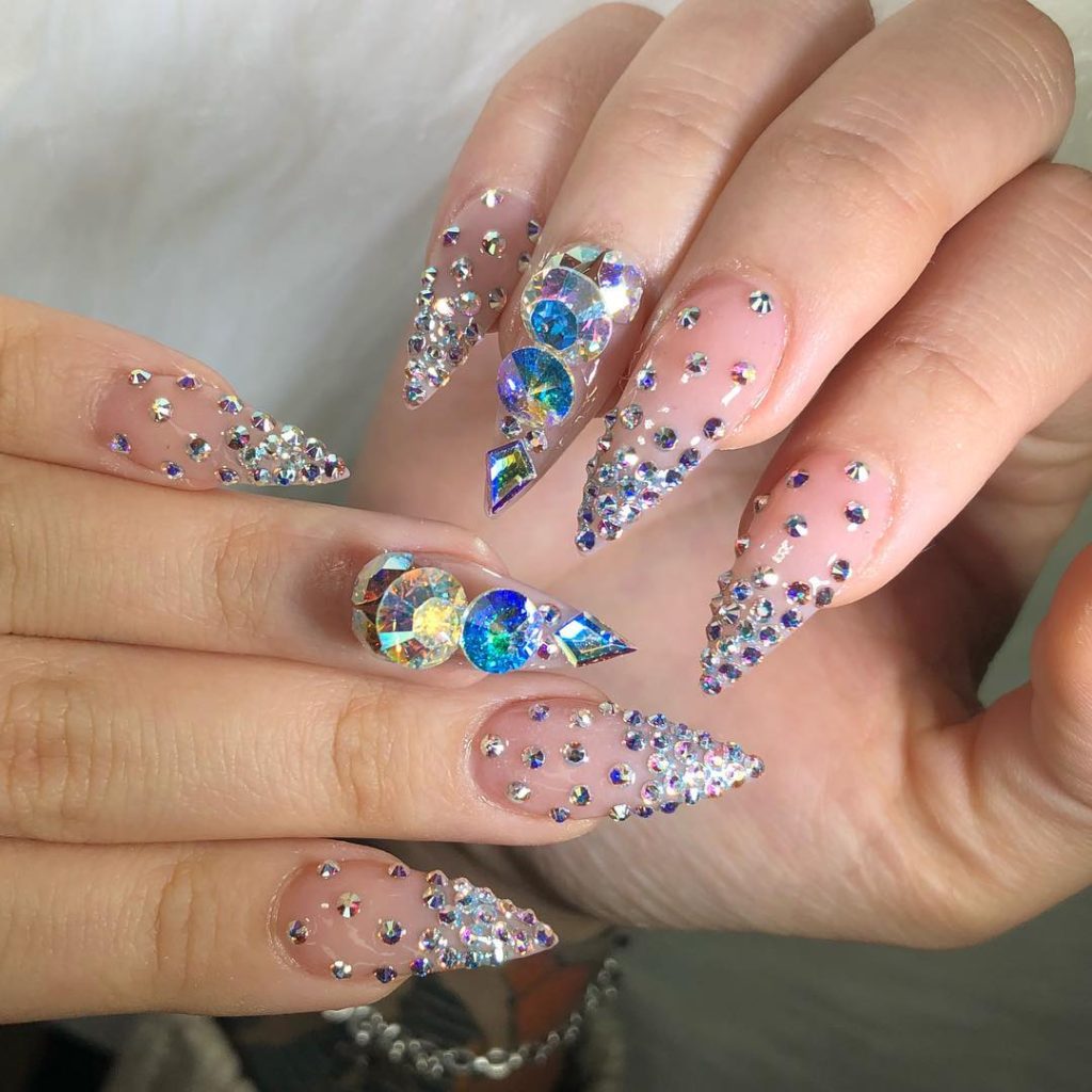 trendy swarovski nails
