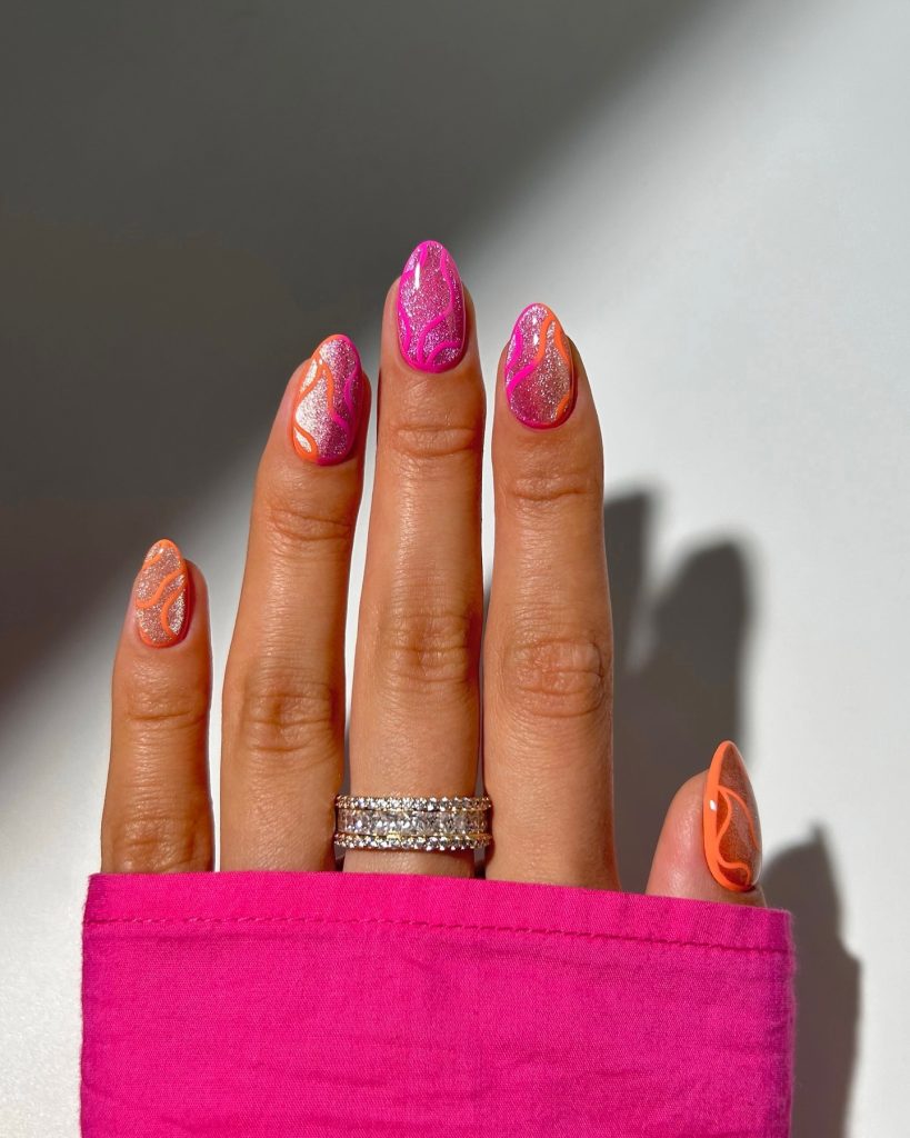 swirls nail design