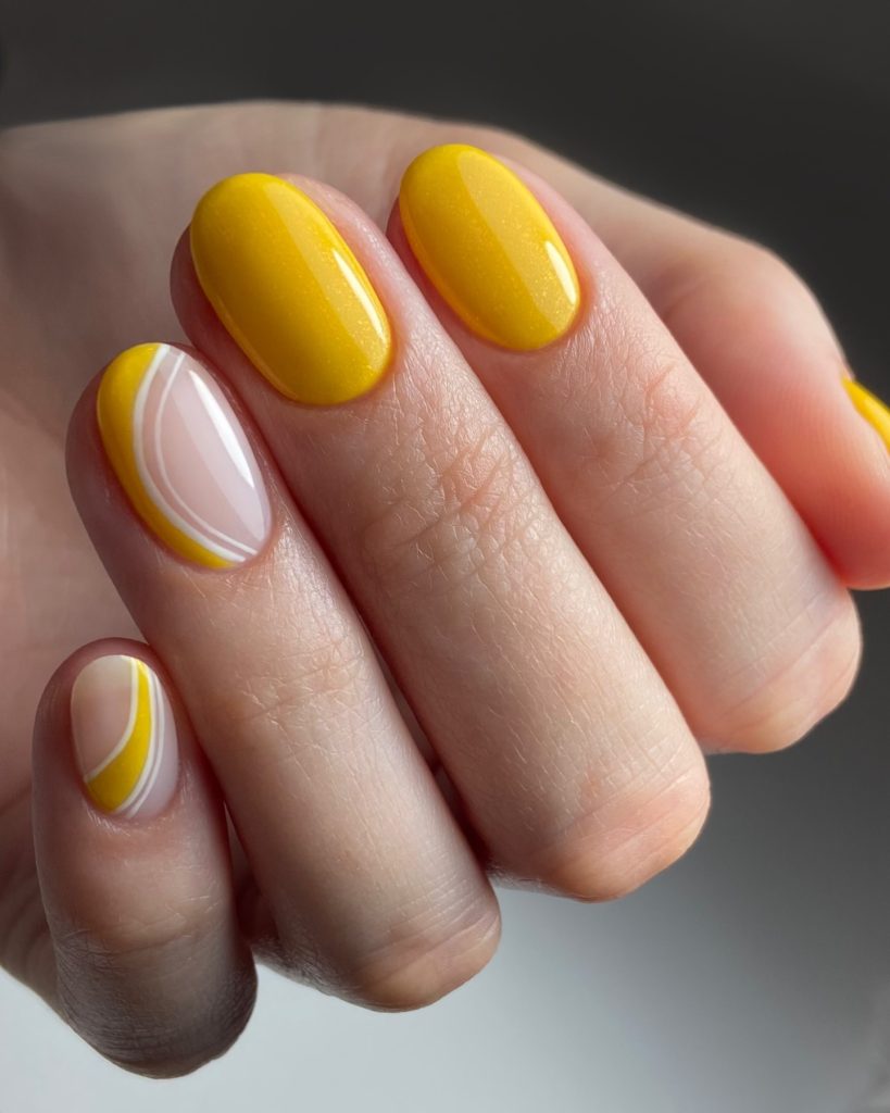 yellow short nails