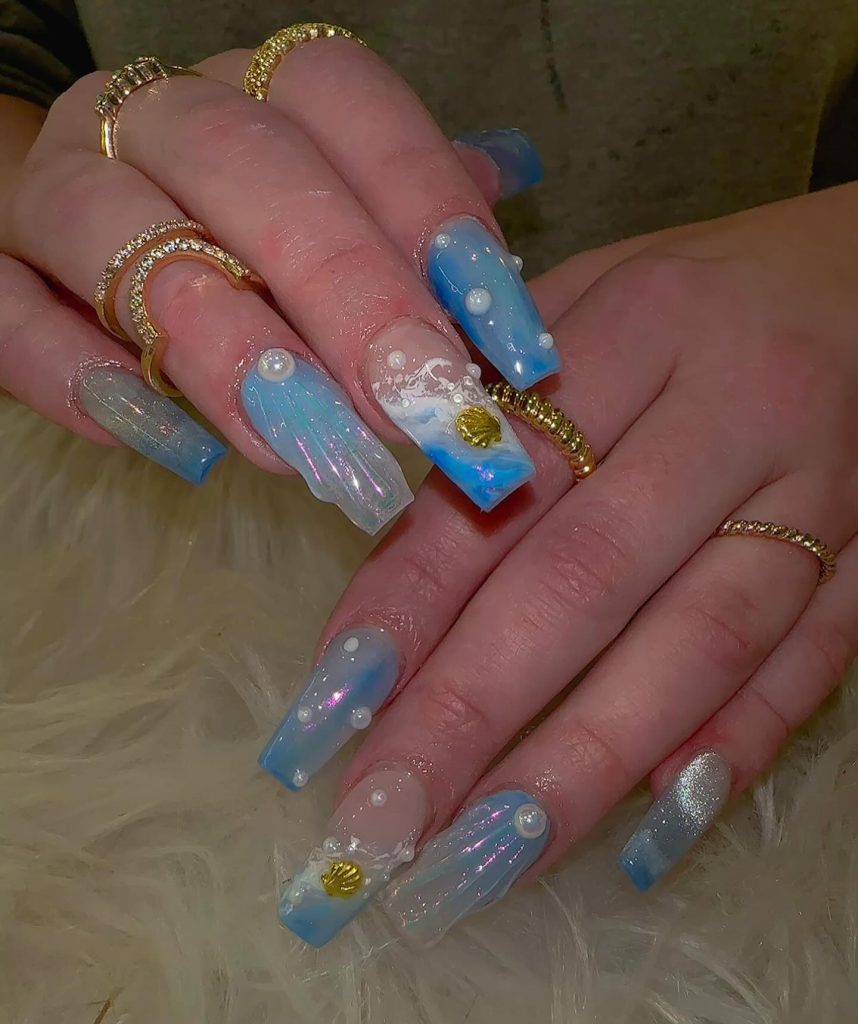 beautiful beach nails