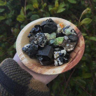7 Best Black Crystals & Stones for Energy Healing