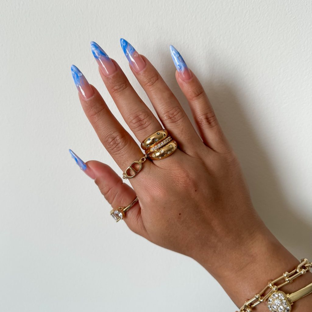 blue beach nails