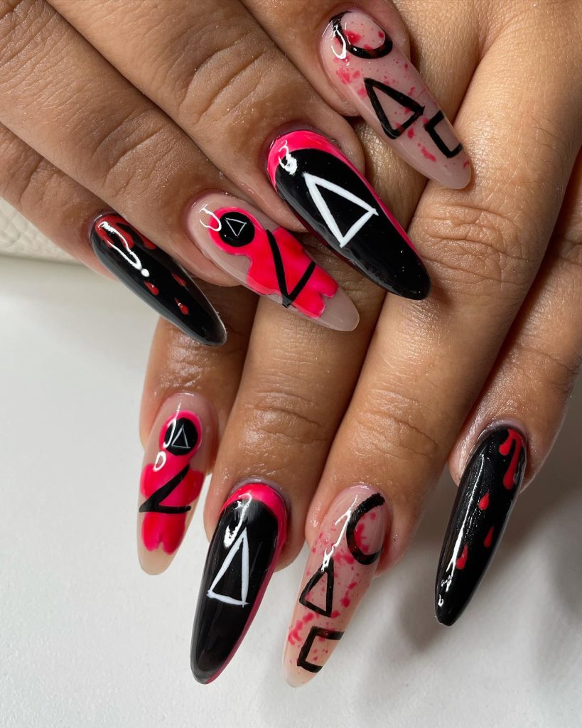 creative hallowen nails