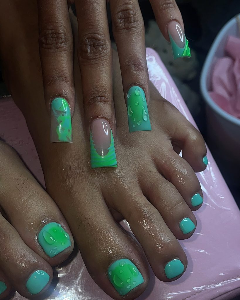 duckies toe hand nails