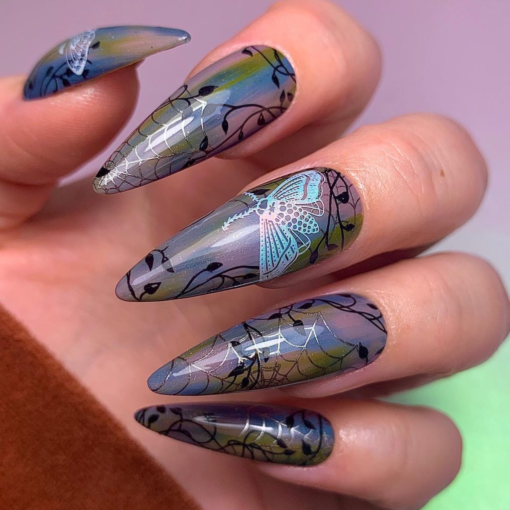 glass hallowen nails