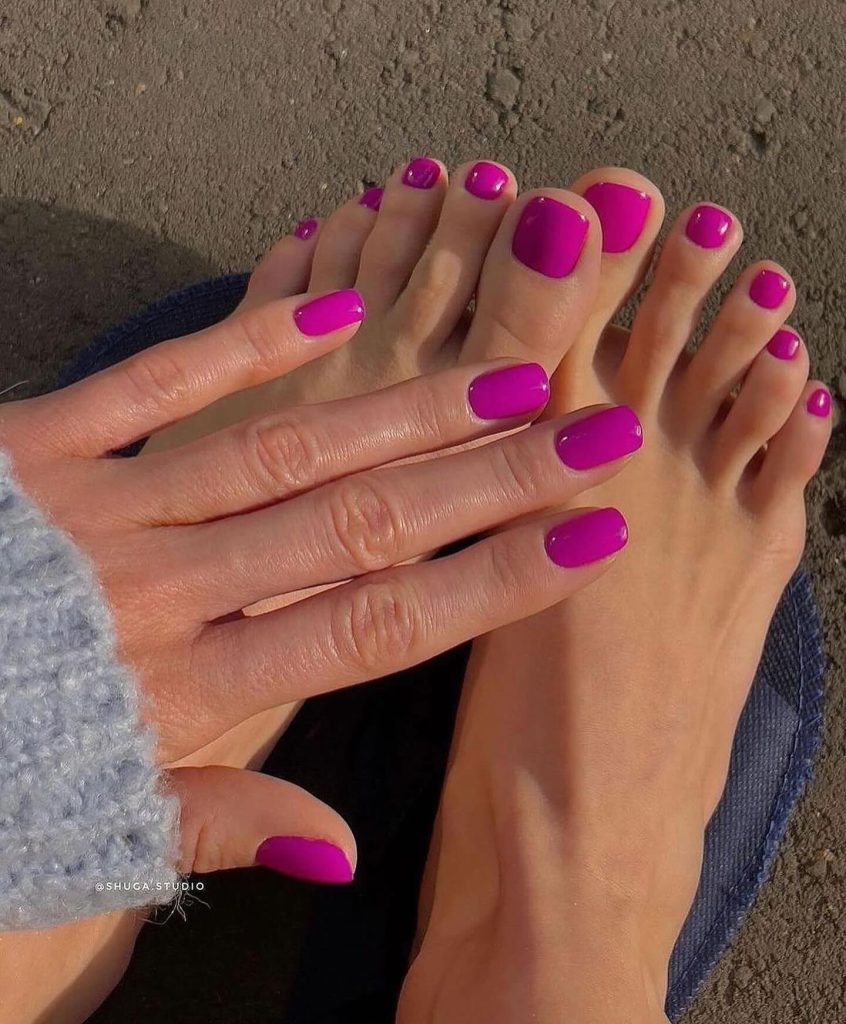 pink toe hand nails