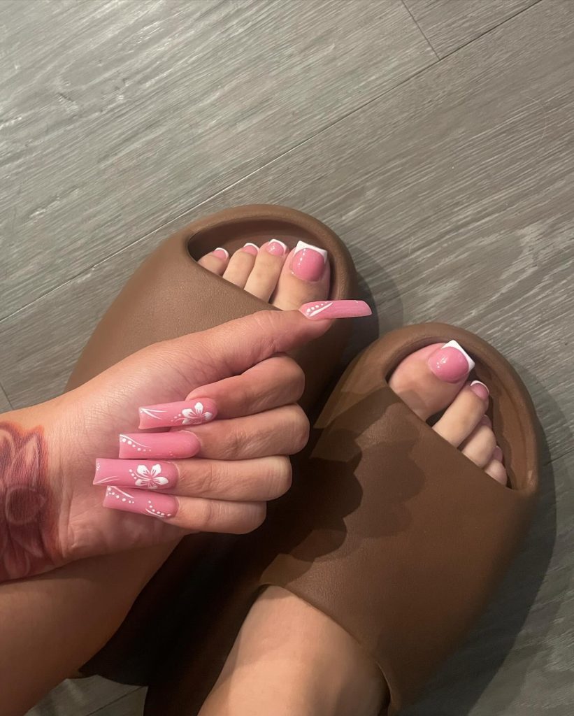 winter hand toe nails