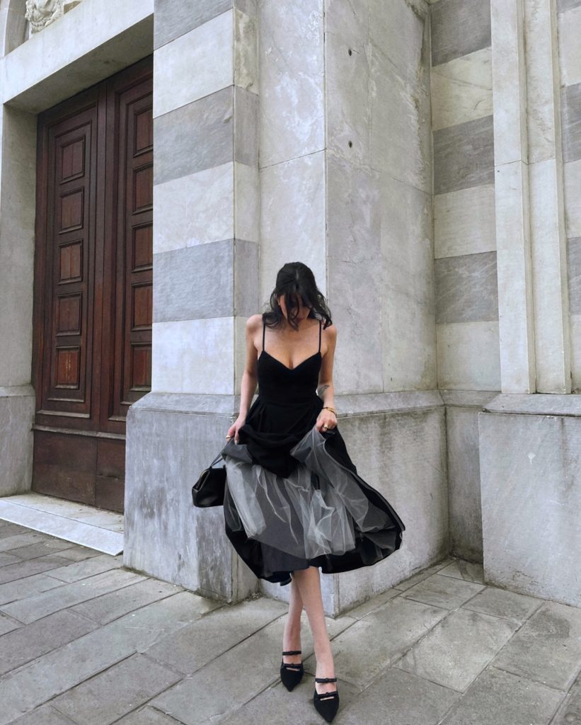classy black dress