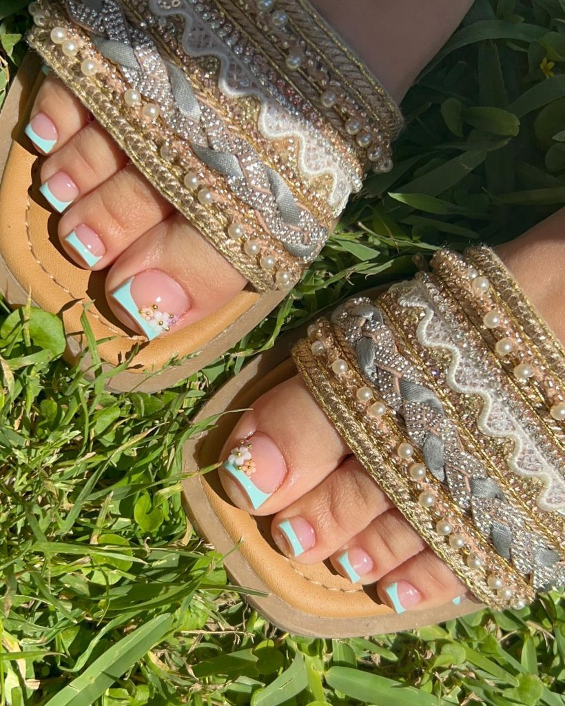 cute blue toe nails
