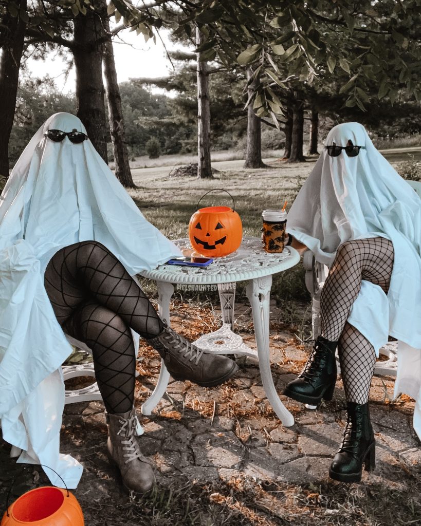 ghost best friend halloween costumes