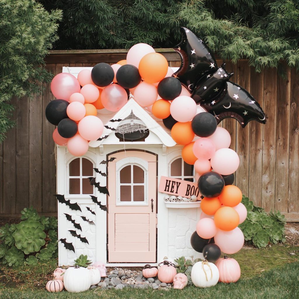 playhouse diy halloween decor