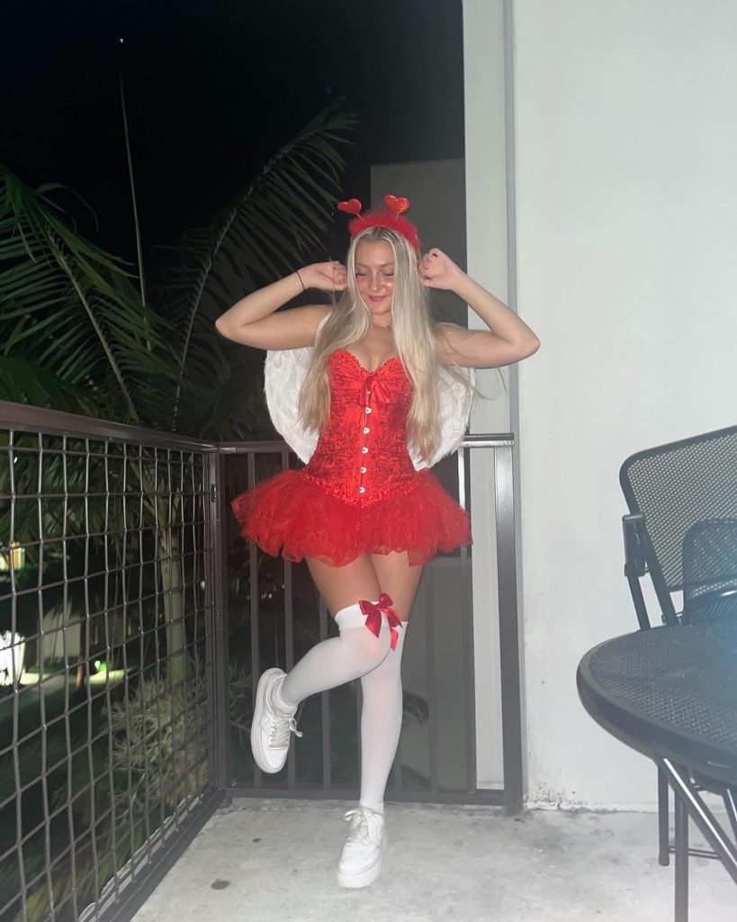 short teenage hallloween costume
