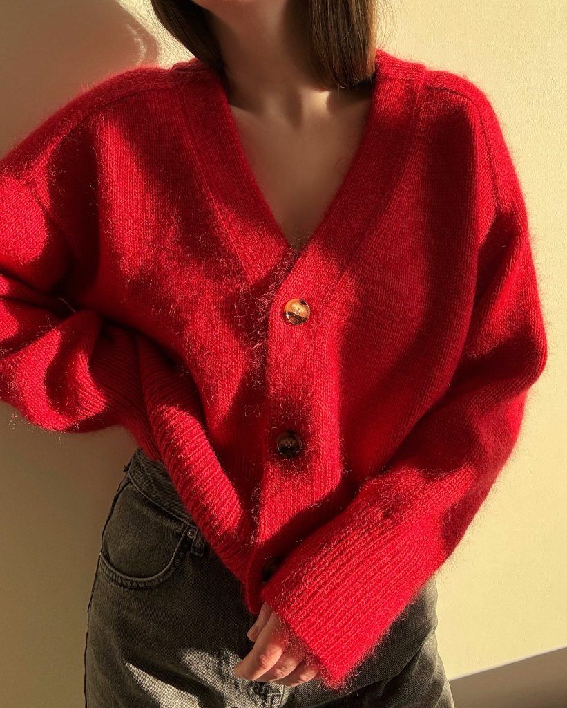 red winter women sweater
