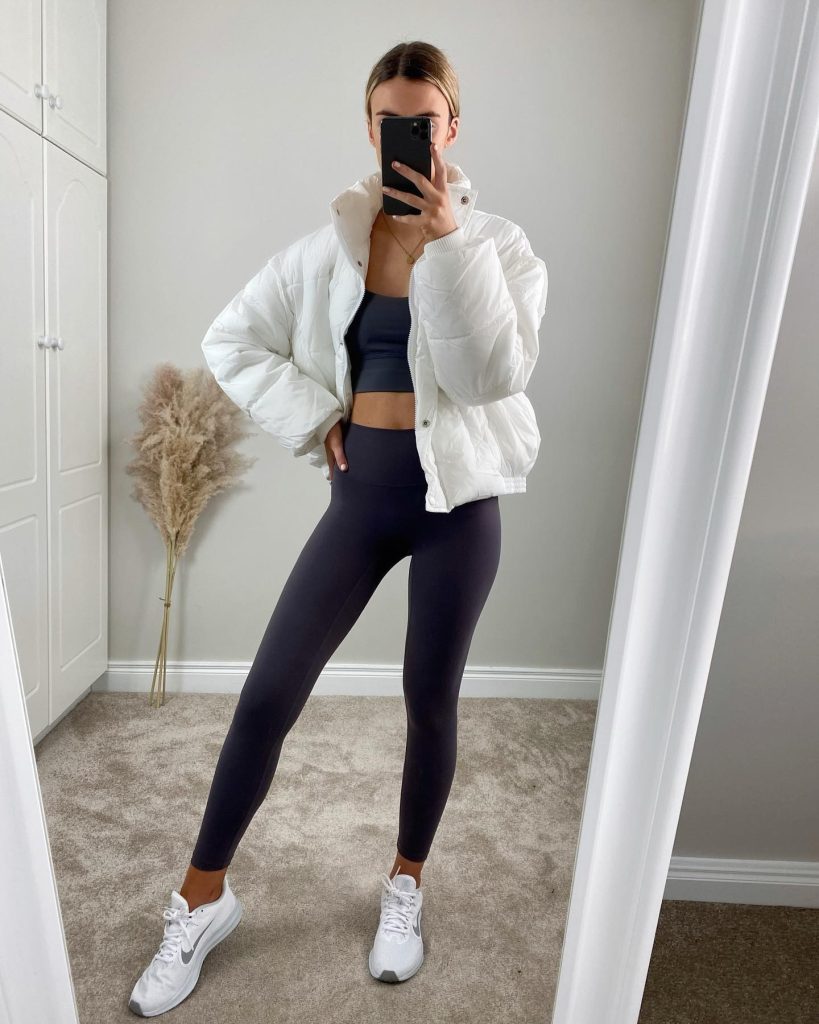 stylish legging outfit