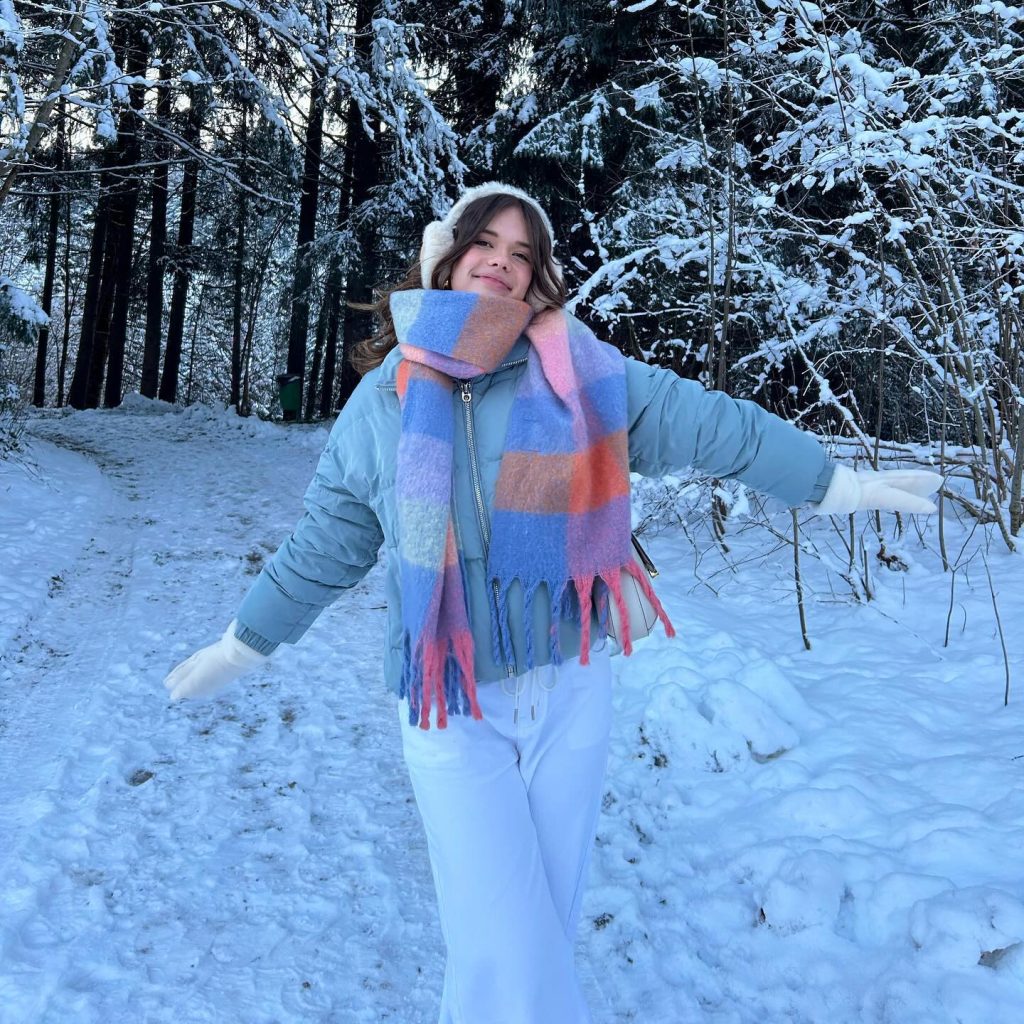 chic casual winter outfit