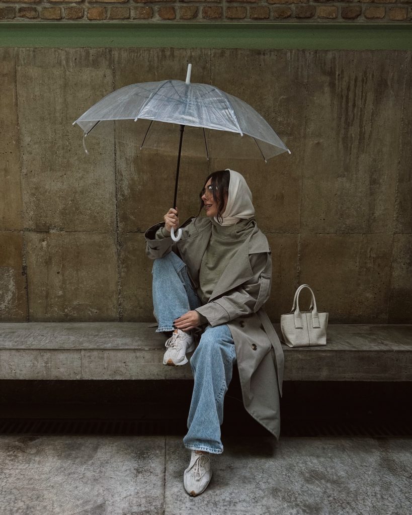 loose rainyday outfit