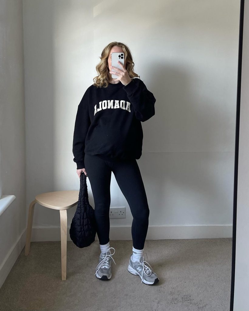 allblack maternity leggings outfit