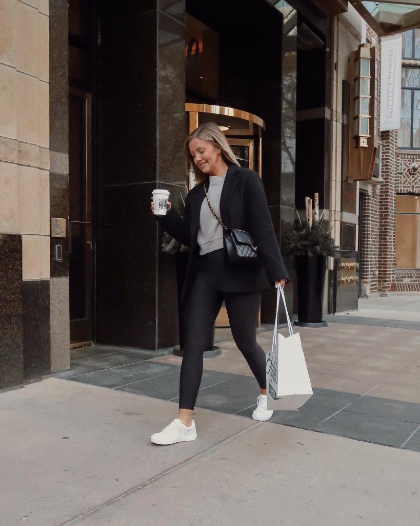 ankle black legging outfit
