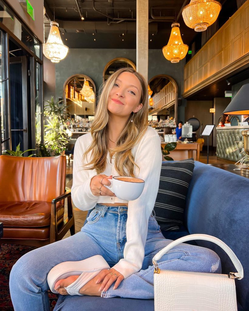beautiful coffee date outfit