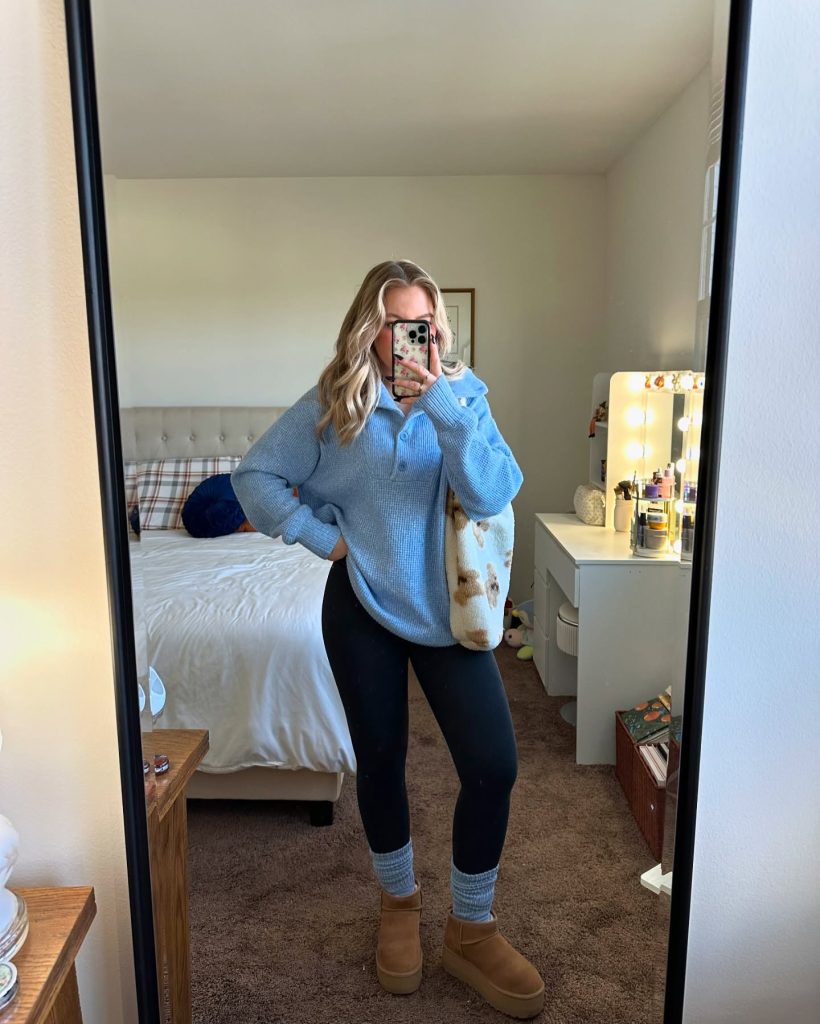 blue winter legging outfit