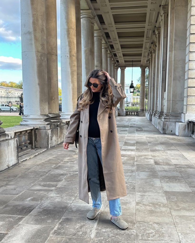 casual winter maternity outfit