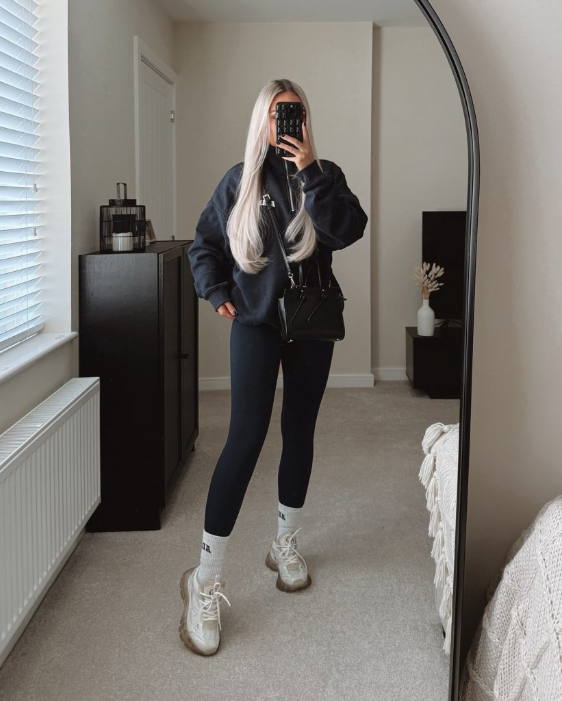 comfy hoodie legging outfit