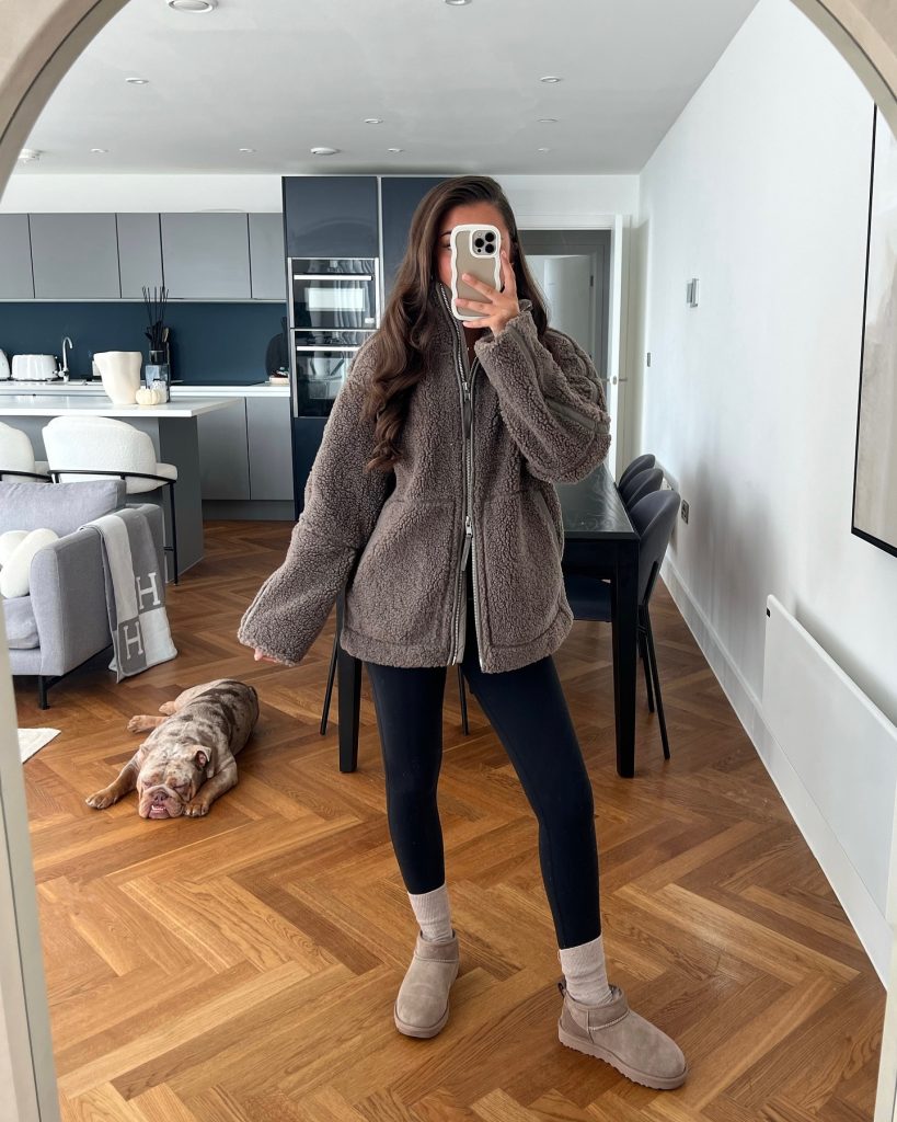 comfy winter legging outfit