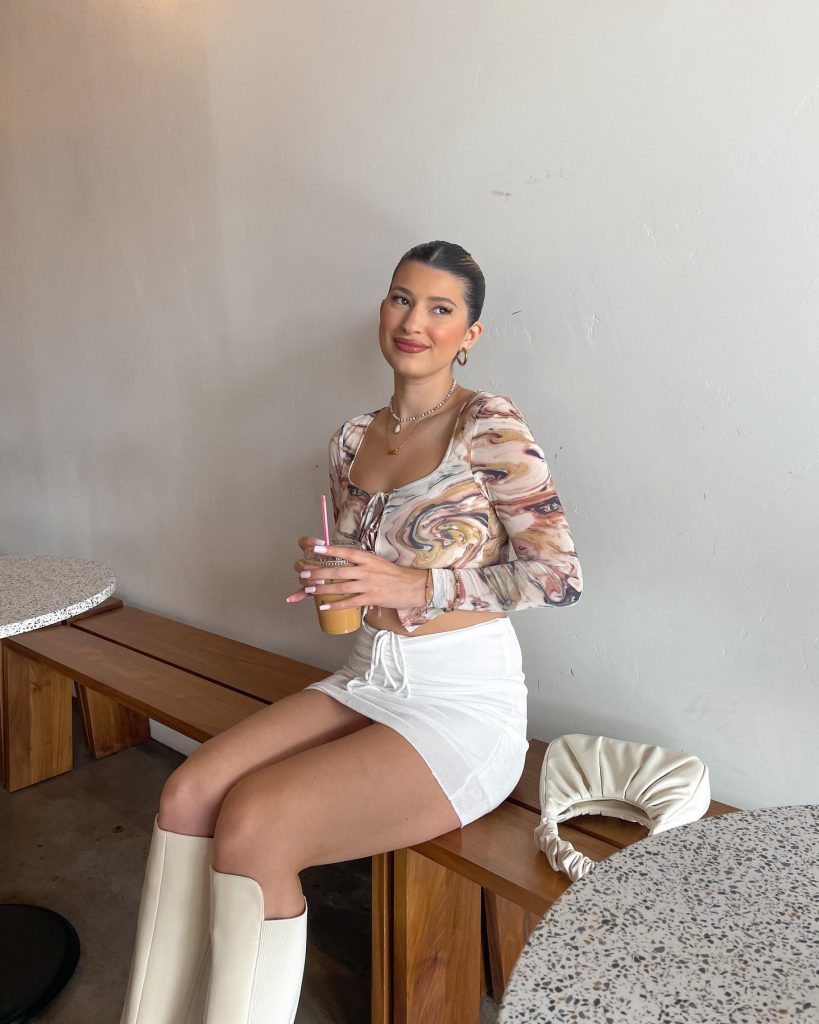 cute coffee date outfit