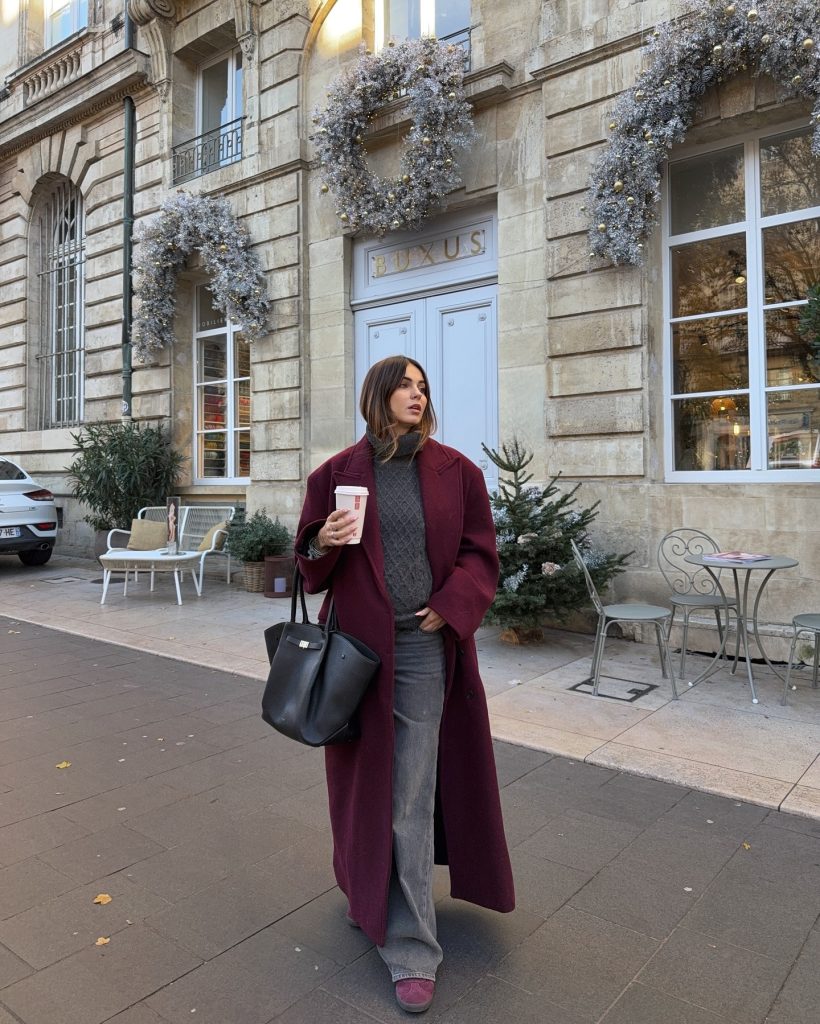 longcoat winter maternity outfit
