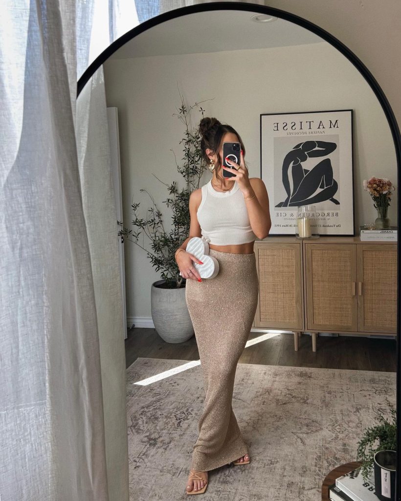 longskirt valentine day outfit