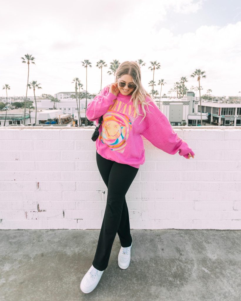 pink flared legging outfit